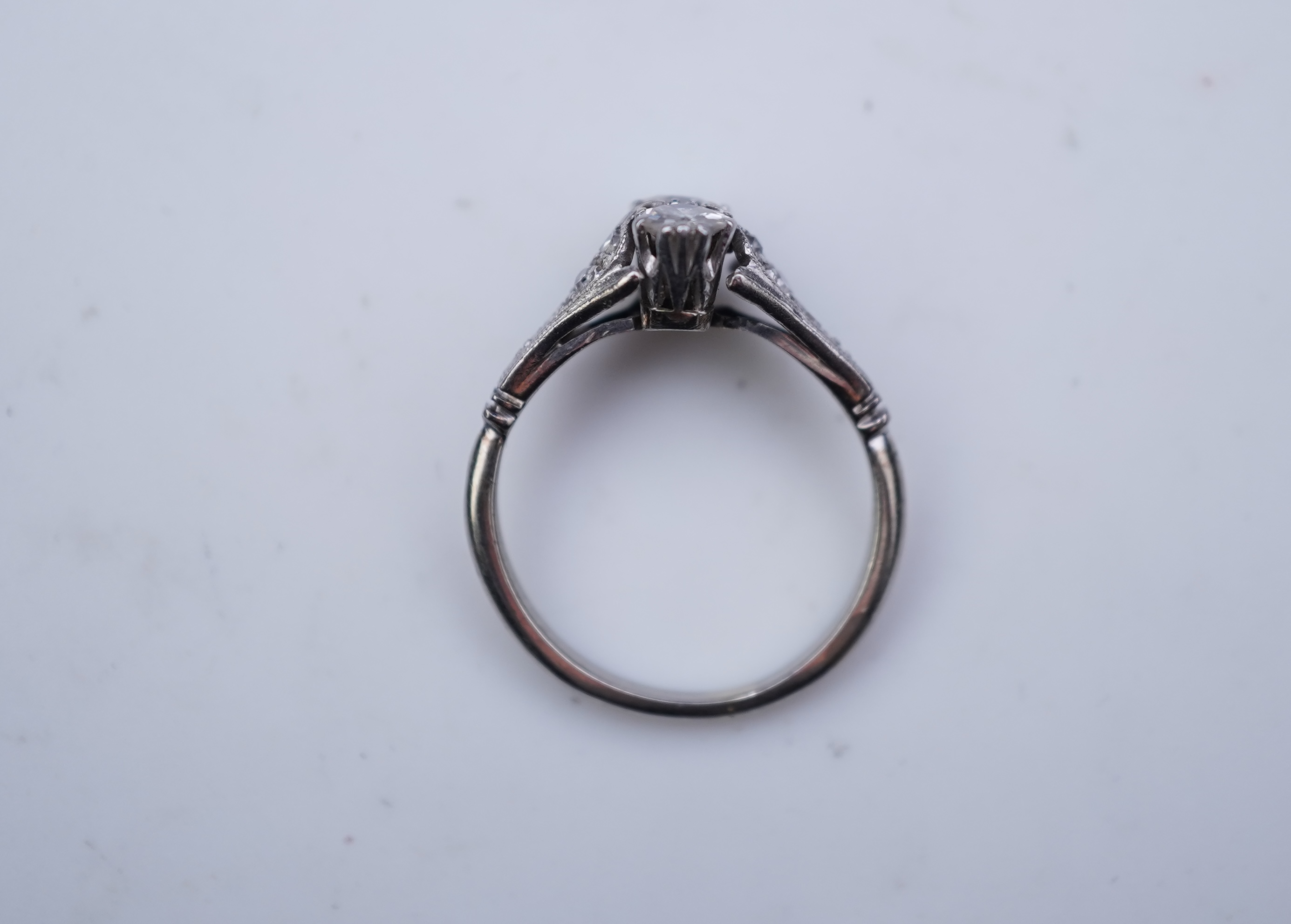 A diamond ring, early 20th century